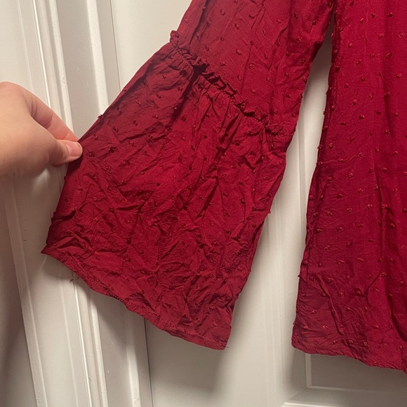 ENTRO Red Textured Blouse - Picture 2 of 7